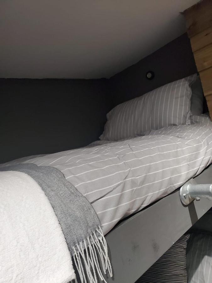 Blessington Road B&B & Lockinn Bar & Restaurant Liverpool Bagian luar foto